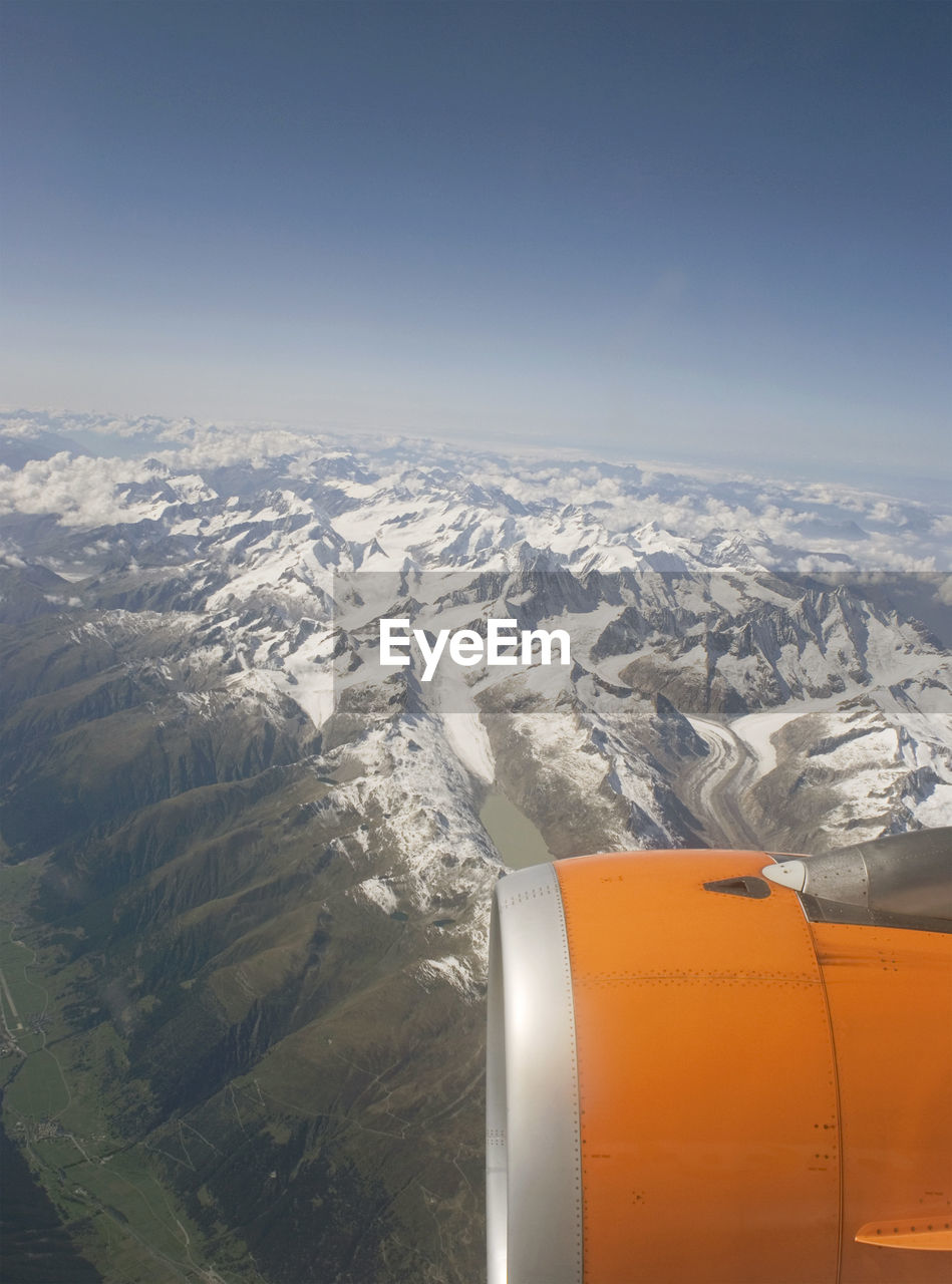 AERIAL VIEW OF LANDSCAPE AGAINST SKY