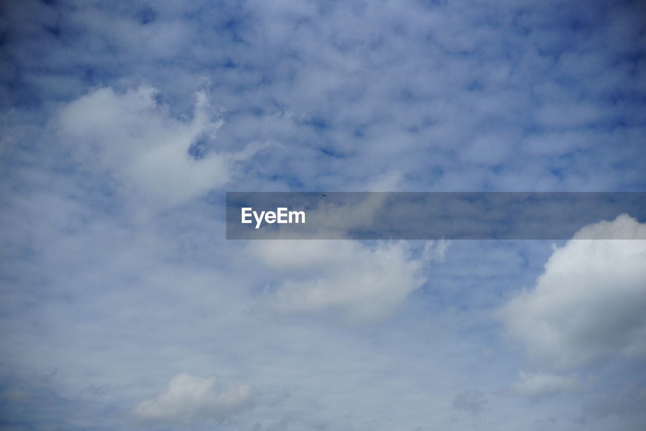 LOW ANGLE VIEW OF CLOUDSCAPE AGAINST SKY