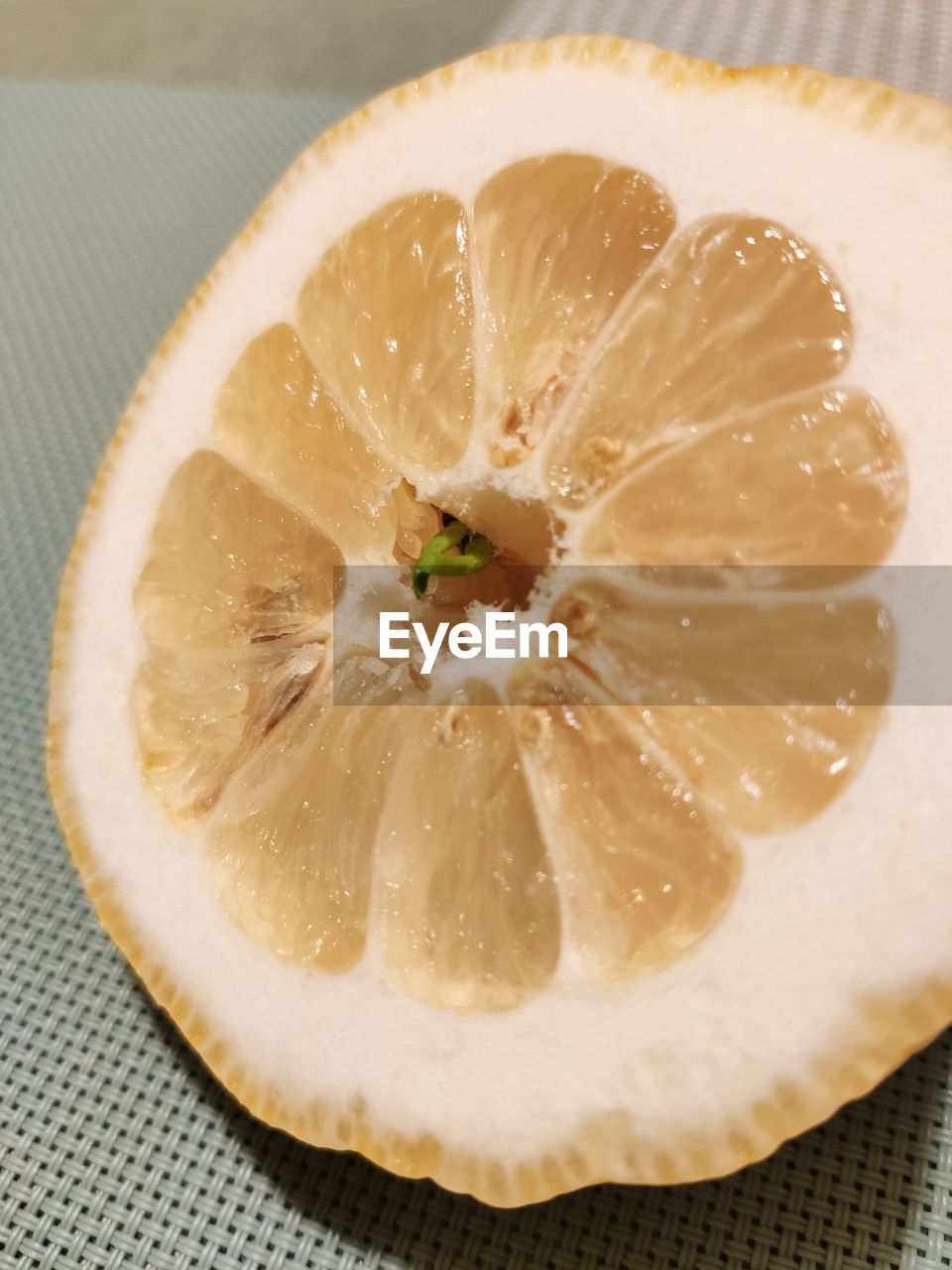 HIGH ANGLE VIEW OF LEMON