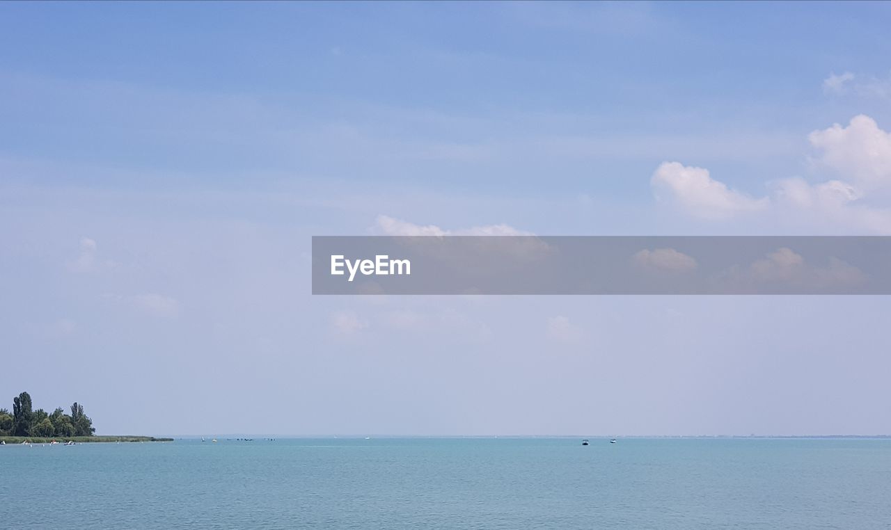 IDYLLIC SHOT OF SEA AGAINST SKY