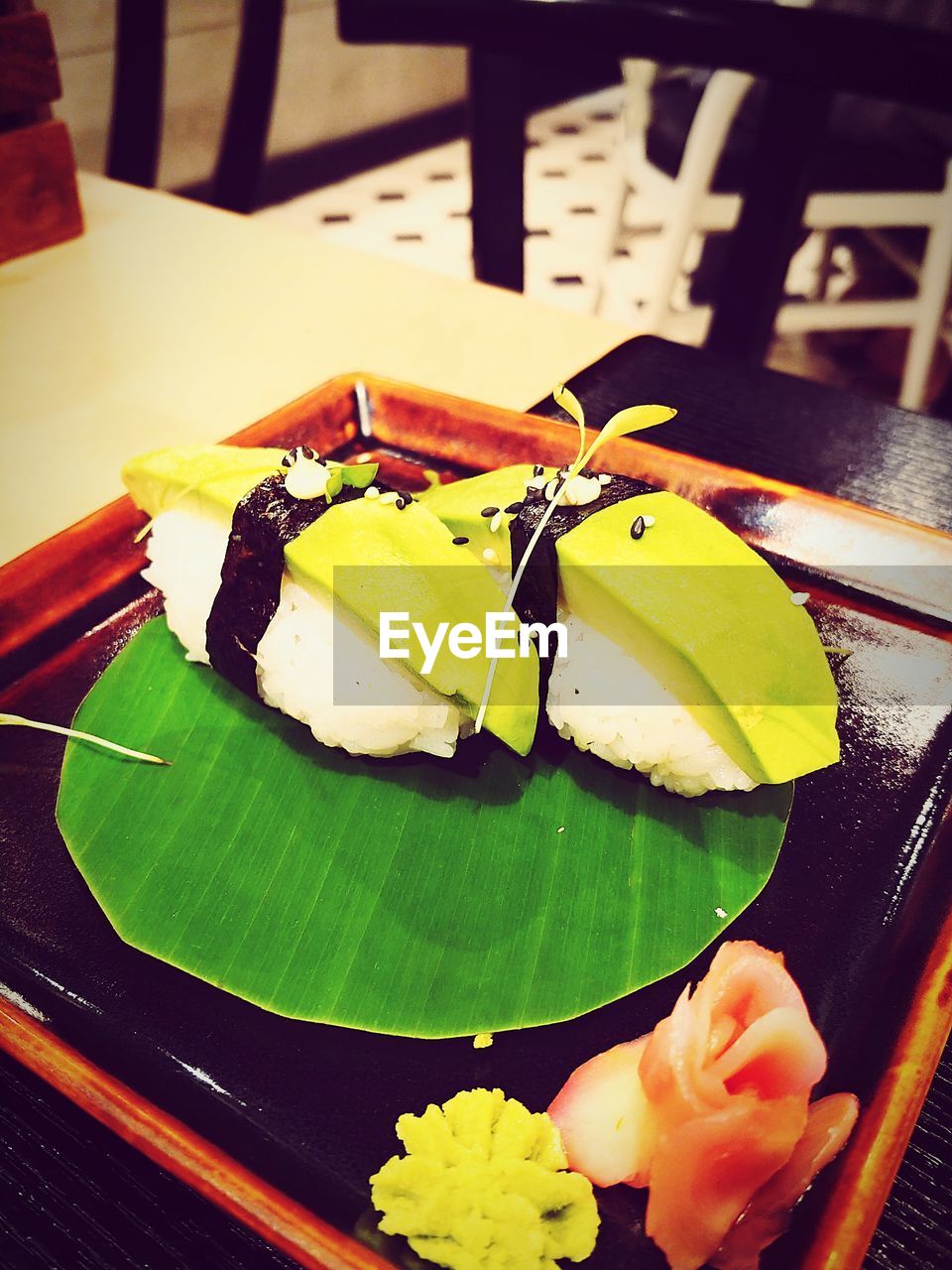 HIGH ANGLE VIEW OF DESSERT ON TABLE