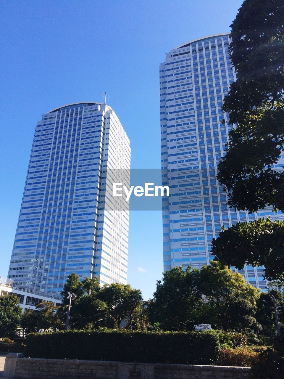 LOW ANGLE VIEW OF MODERN BUILDINGS