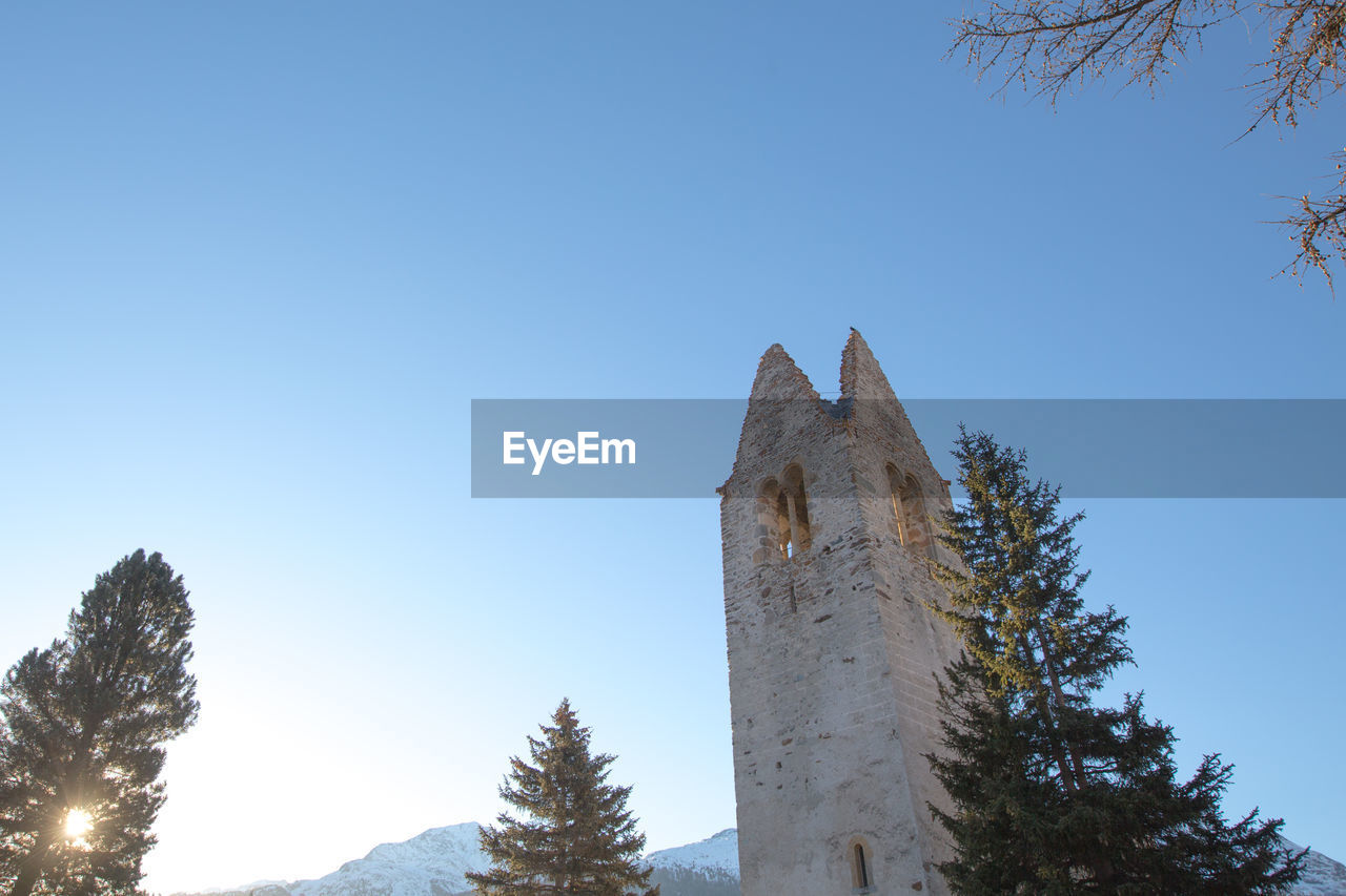 LOW ANGLE VIEW OF CHURCH AGAINST CLEAR SKY