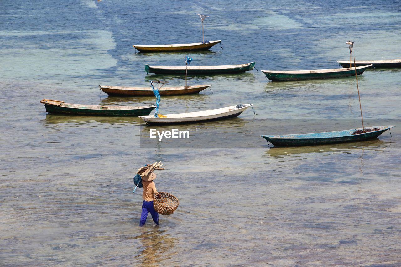 MOTORBOAT IN SEA