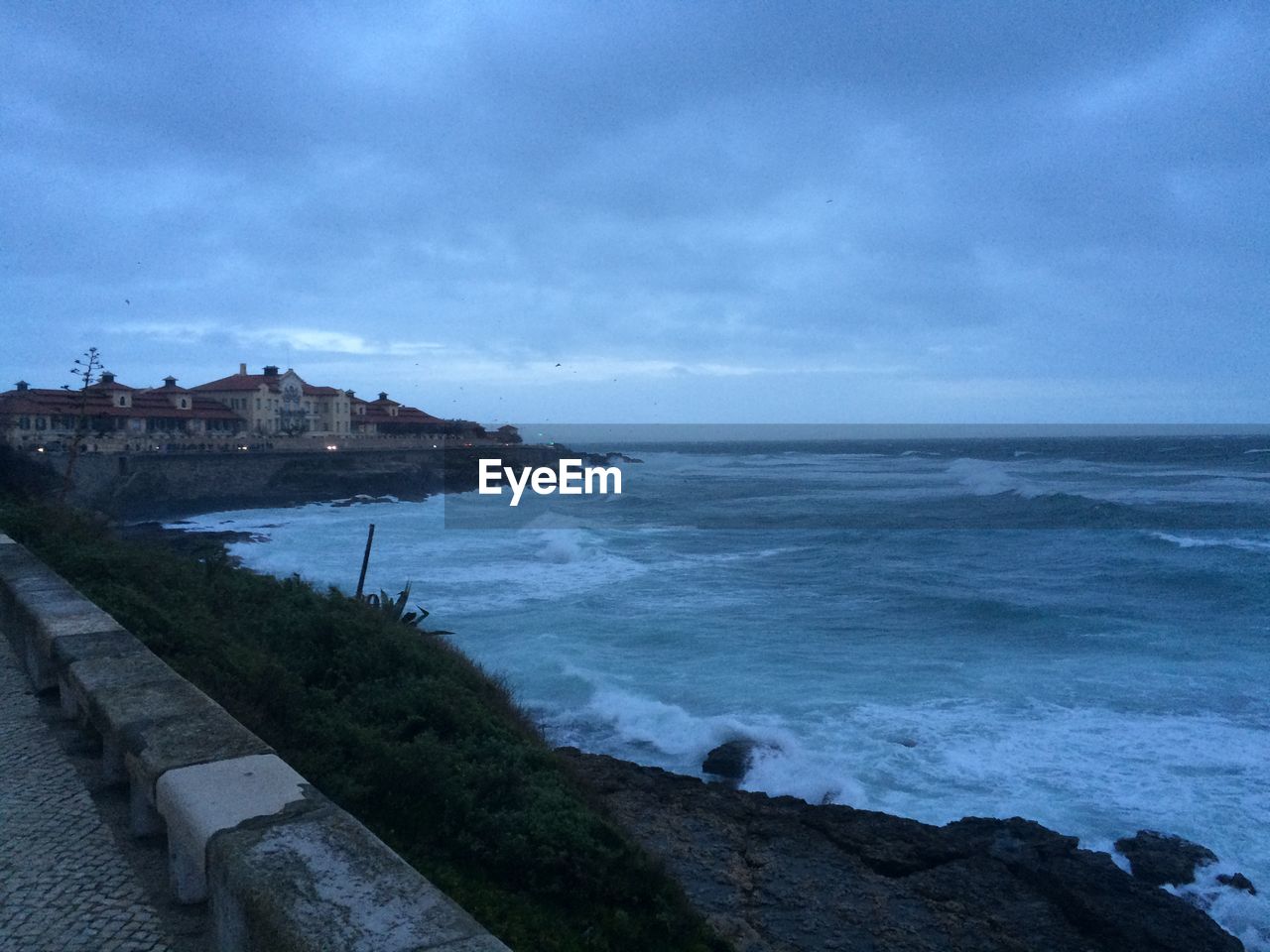 VIEW OF SEA AGAINST SKY