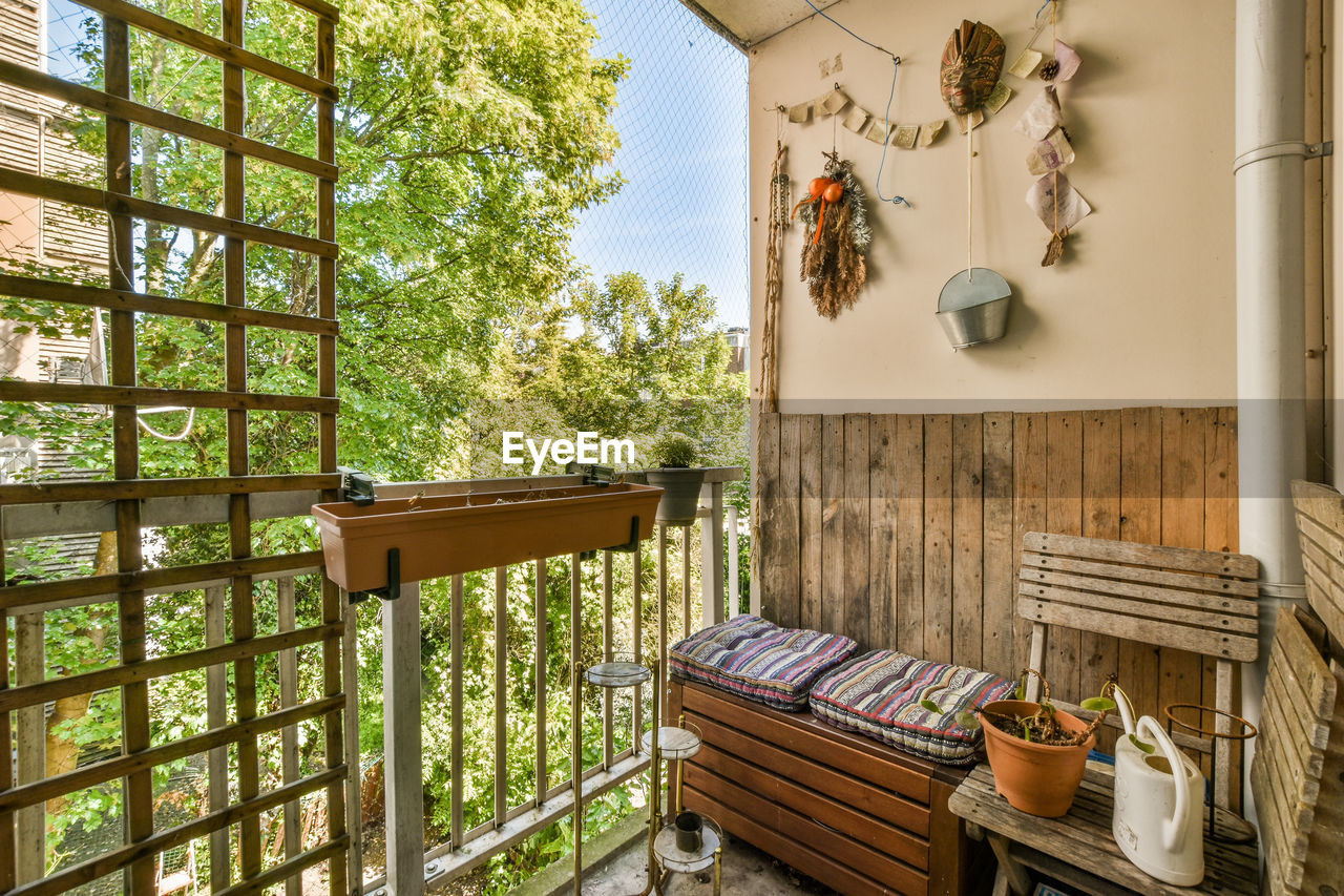 empty chairs and tables at home