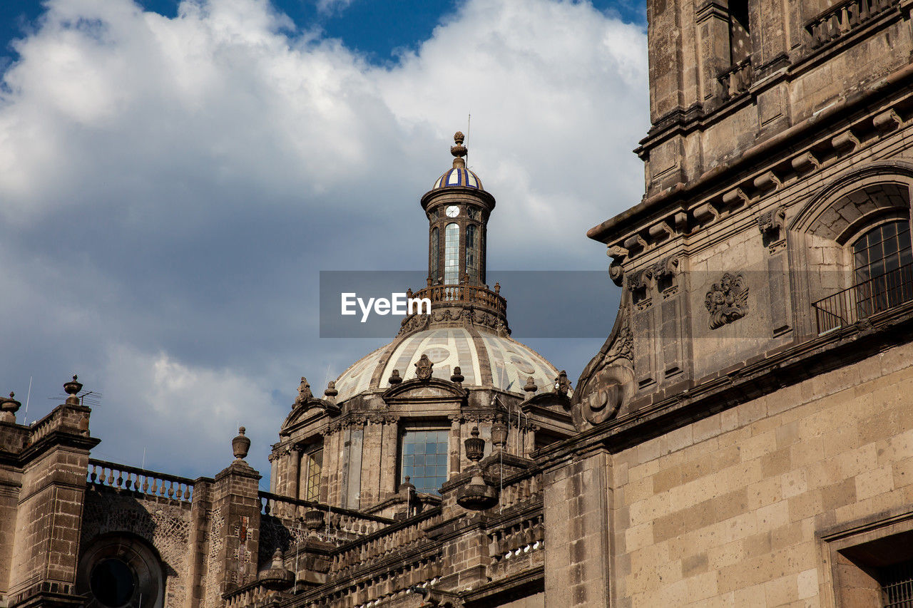Facade of the historical metropolitan cathedral of mexico city built between 1573 and 1813.
