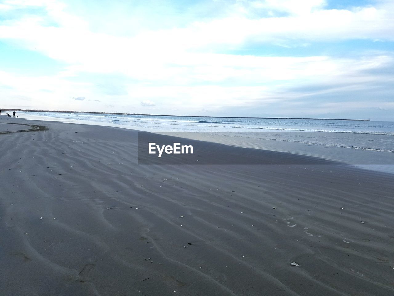 VIEW OF BEACH