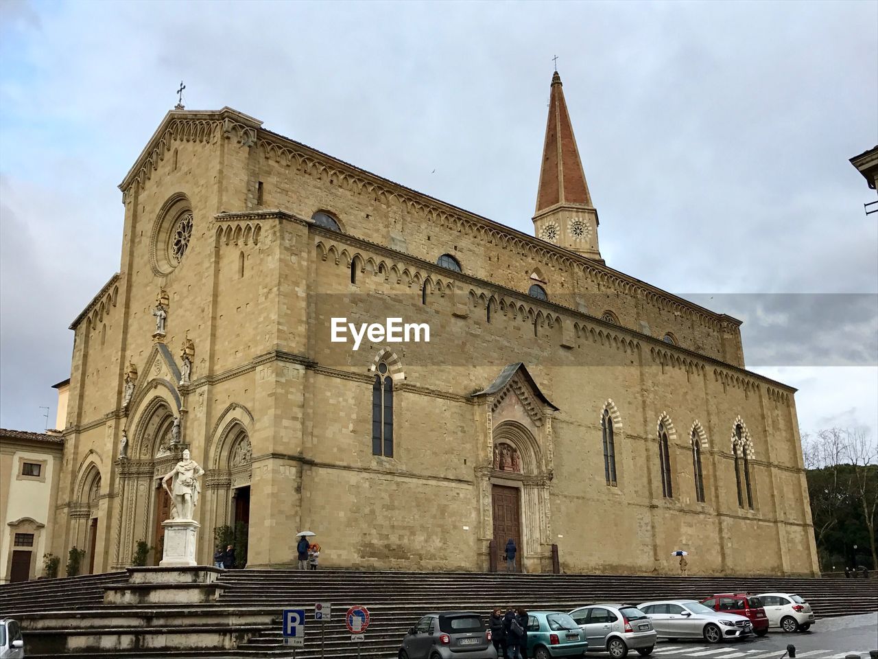 CATHEDRAL AGAINST SKY