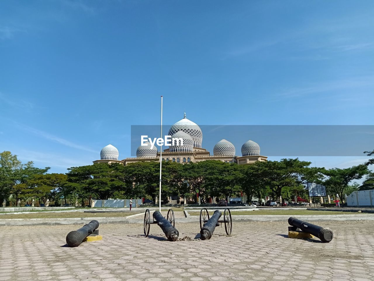 View of temple building against sky