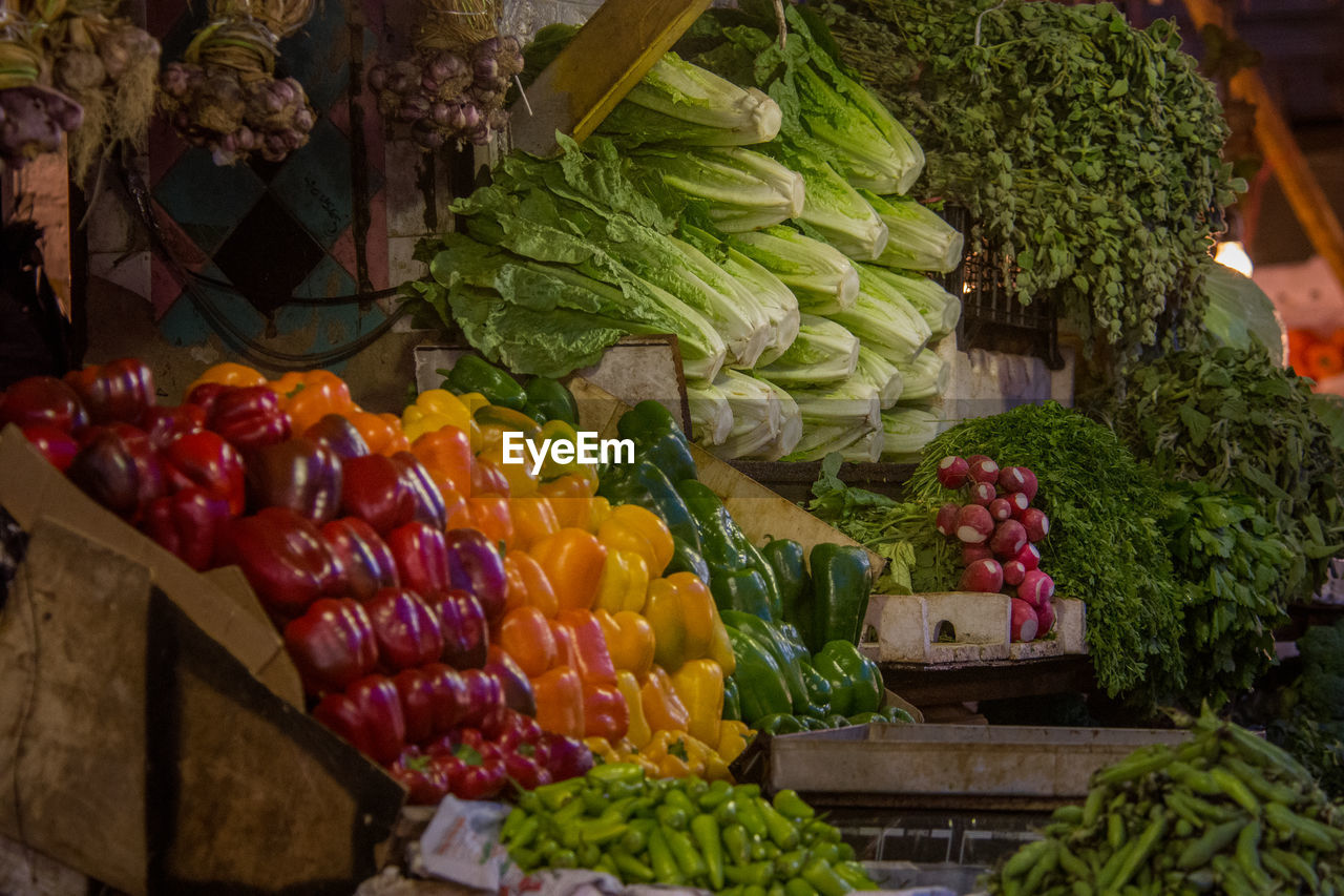 VARIOUS FRUITS FOR SALE IN MARKET