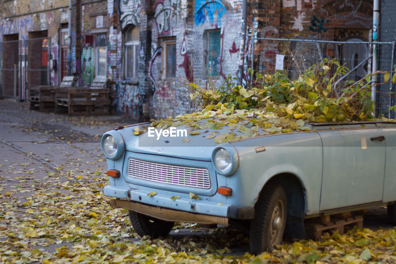 VIEW OF CAR ON STREET