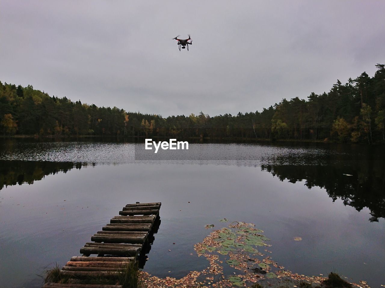 SCENIC VIEW OF LAKE