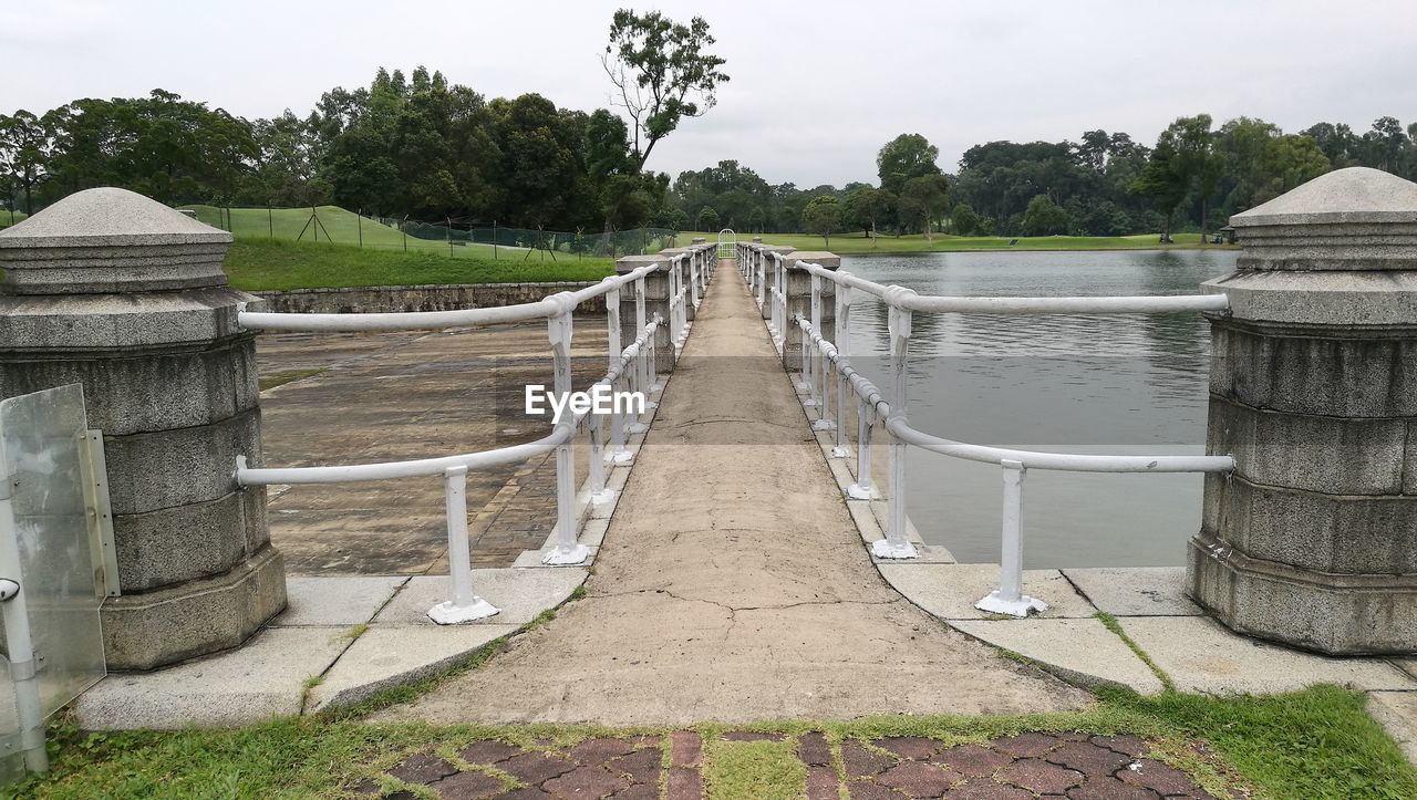 WALKWAY LEADING TO CANAL