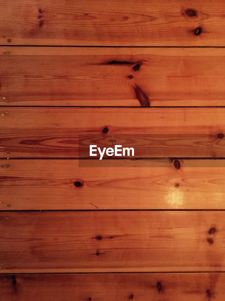 FULL FRAME SHOT OF WOOD ON FLOOR