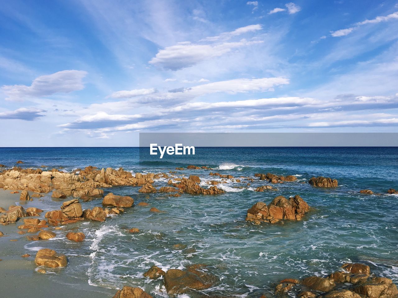 VIEW OF SEA AGAINST SKY