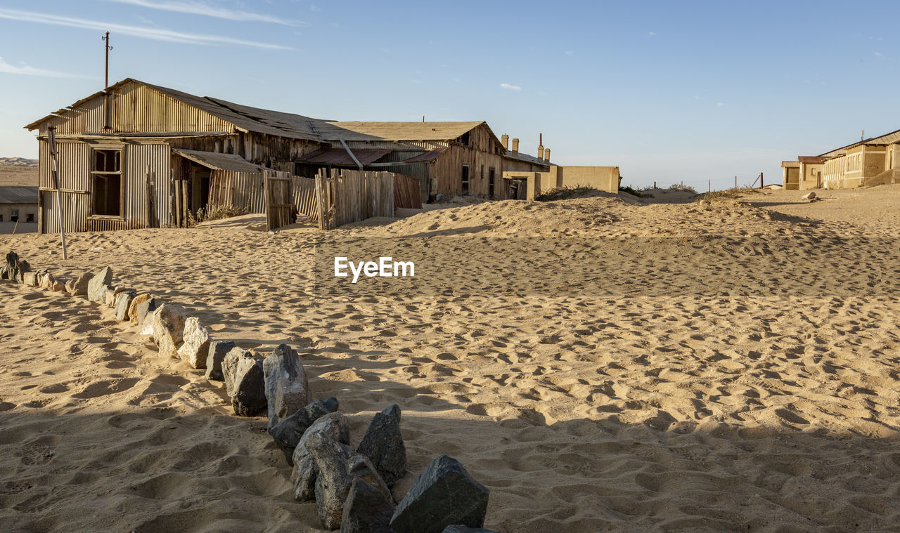 VIEW OF HOUSES ON BEACH