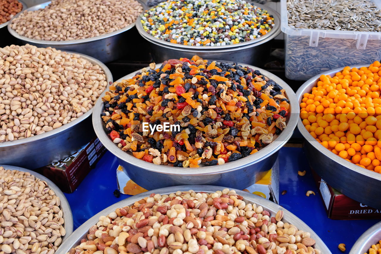 HIGH ANGLE VIEW OF FOOD FOR SALE IN MARKET