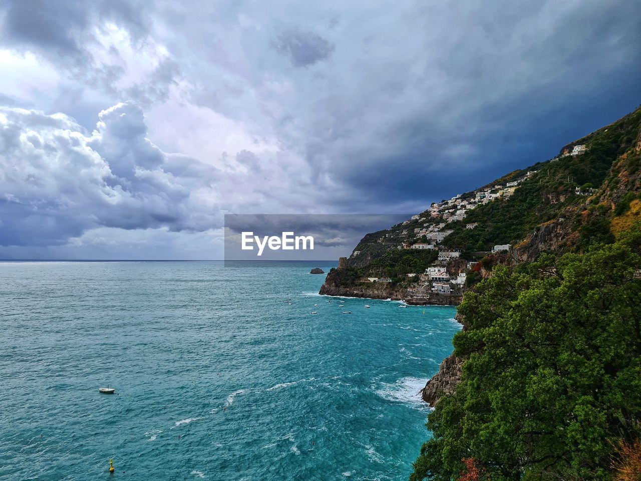 PANORAMIC VIEW OF SEA AGAINST SKY