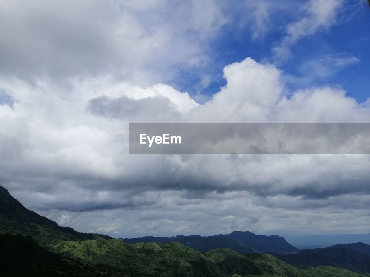 SCENIC VIEW OF MOUNTAIN AGAINST SKY