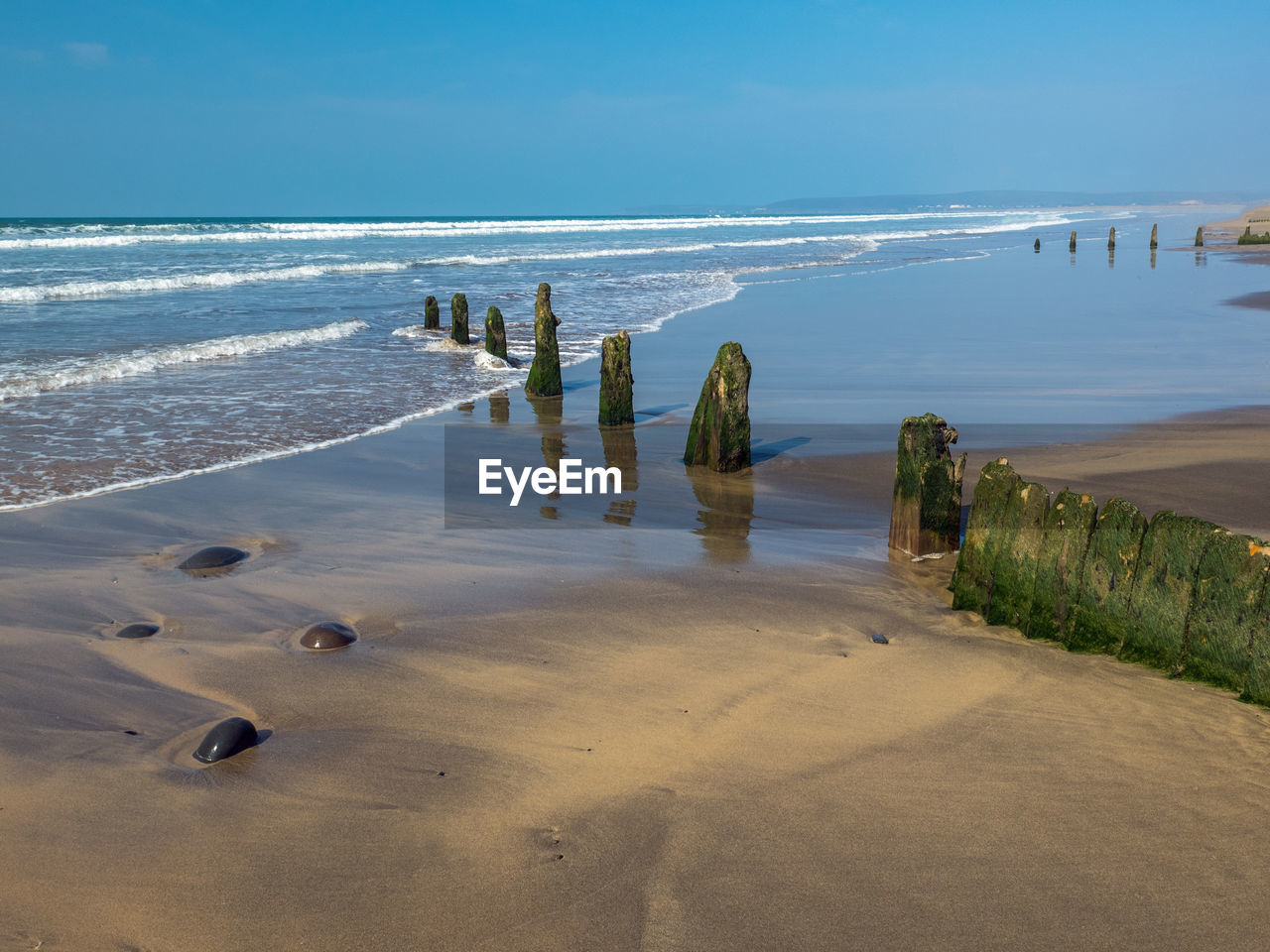 SCENIC VIEW OF BEACH