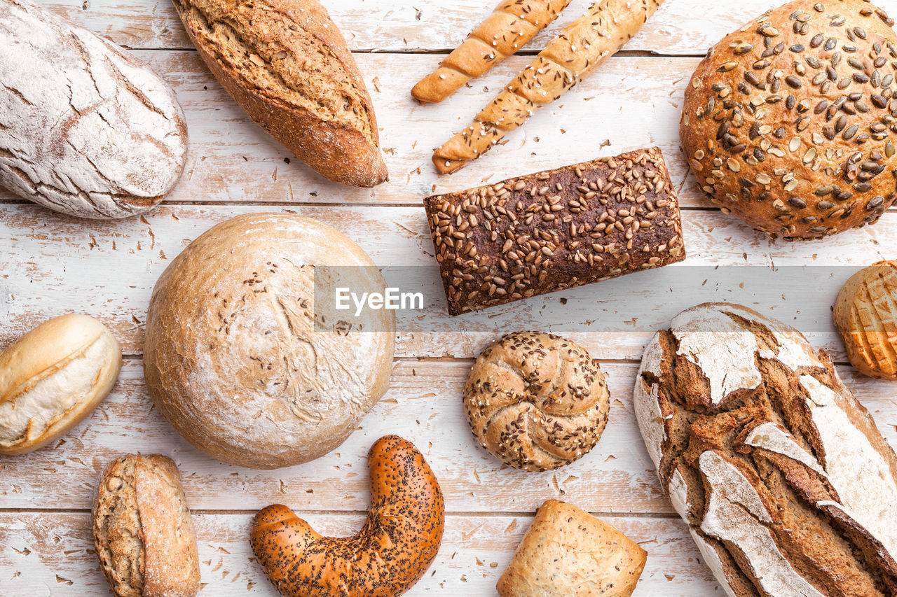 HIGH ANGLE VIEW OF FOOD ON TABLE AGAINST BACKGROUND