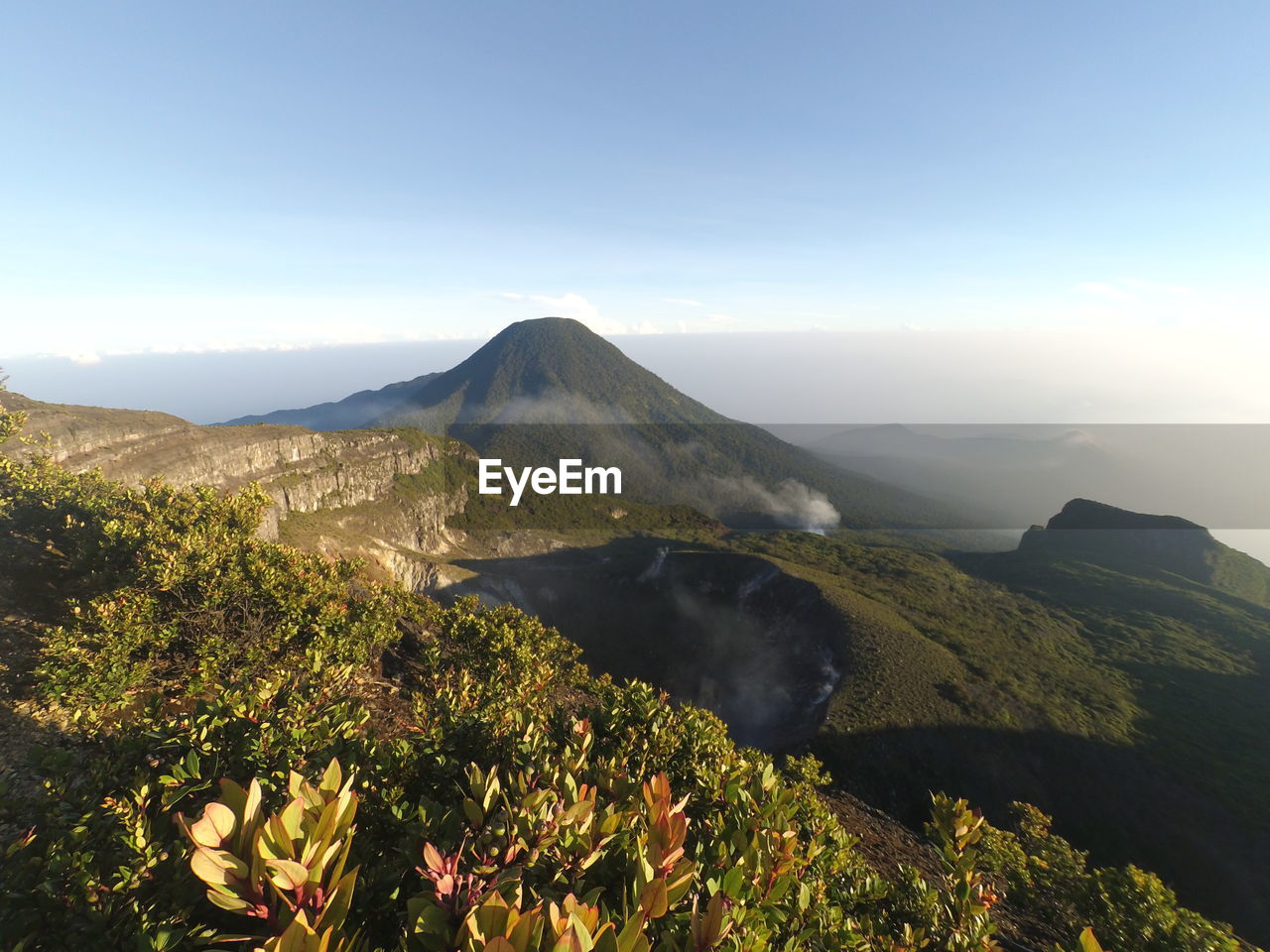 SCENIC VIEW OF VOLCANIC MOUNTAIN AGAINST SKY