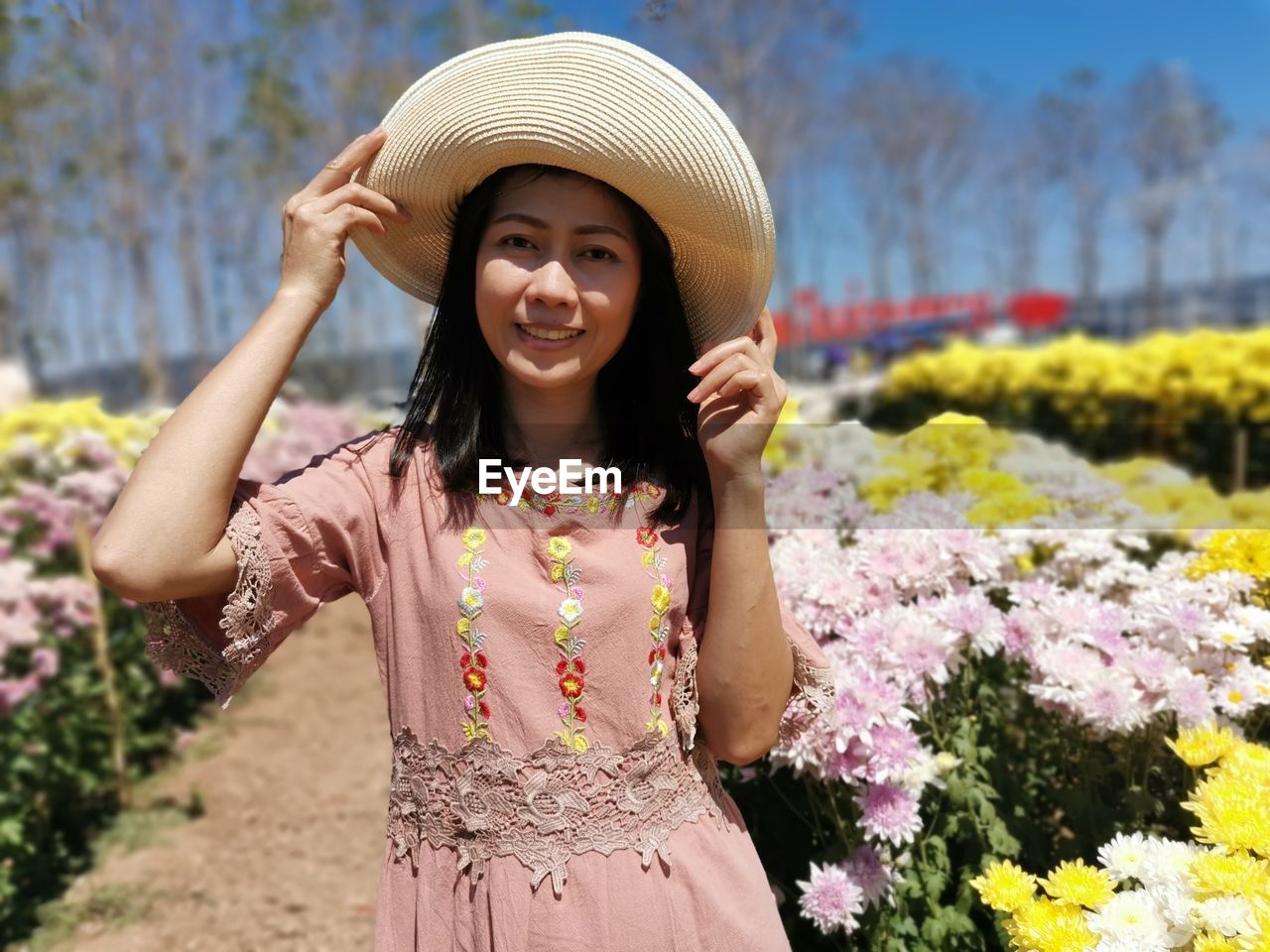 Portrait of a smiling young woman