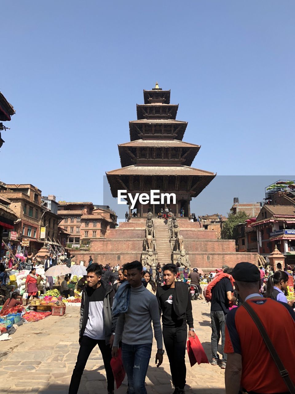 architecture, sky, nature, building exterior, built structure, clear sky, city, building, day, religion, travel destinations, sunny, outdoors, belief, travel, sunlight, low angle view, landmark, tradition, no people