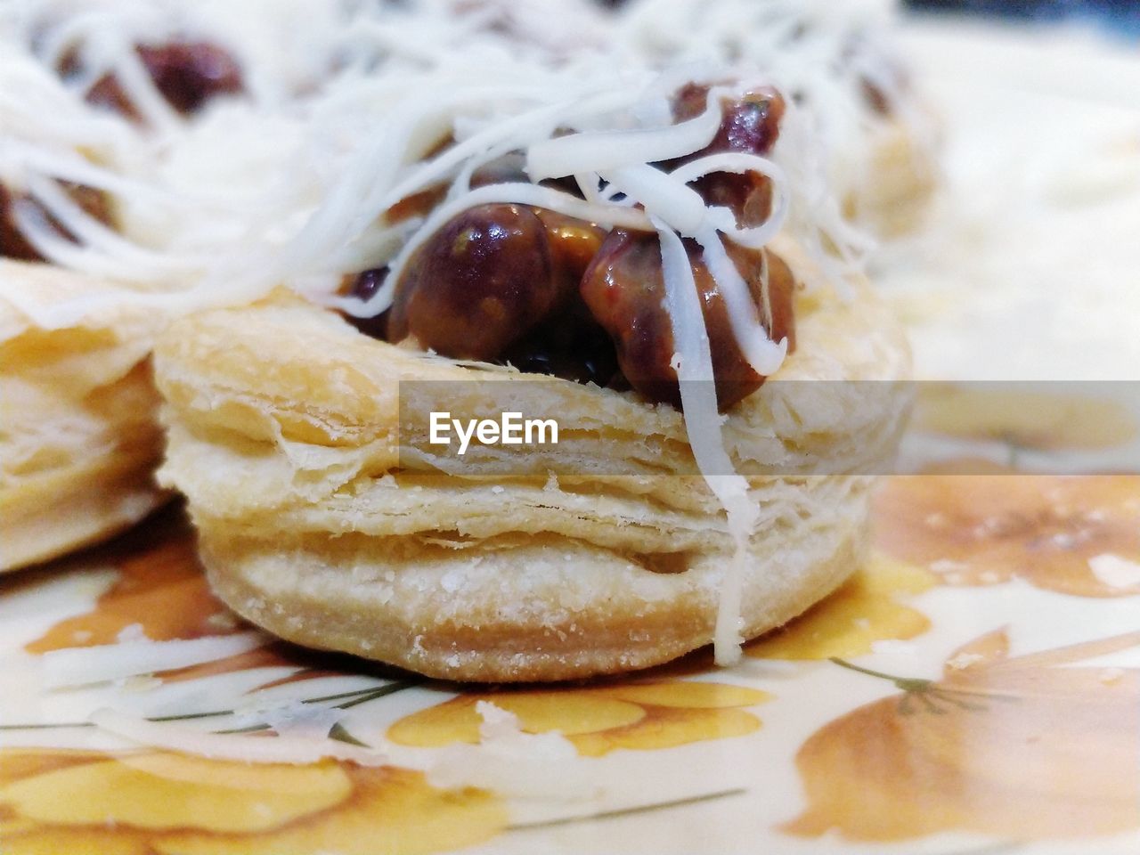 CLOSE-UP OF ICE CREAM
