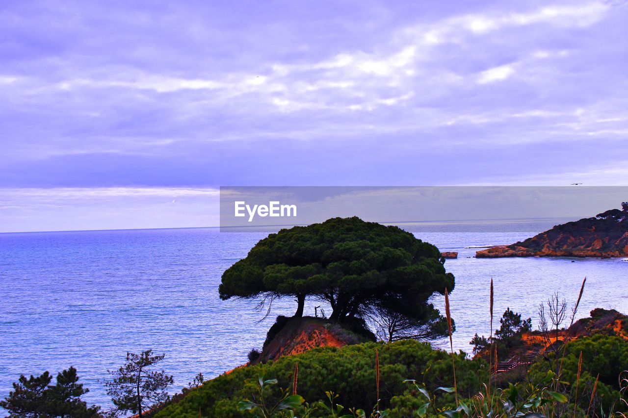 VIEW OF SEA AGAINST SKY