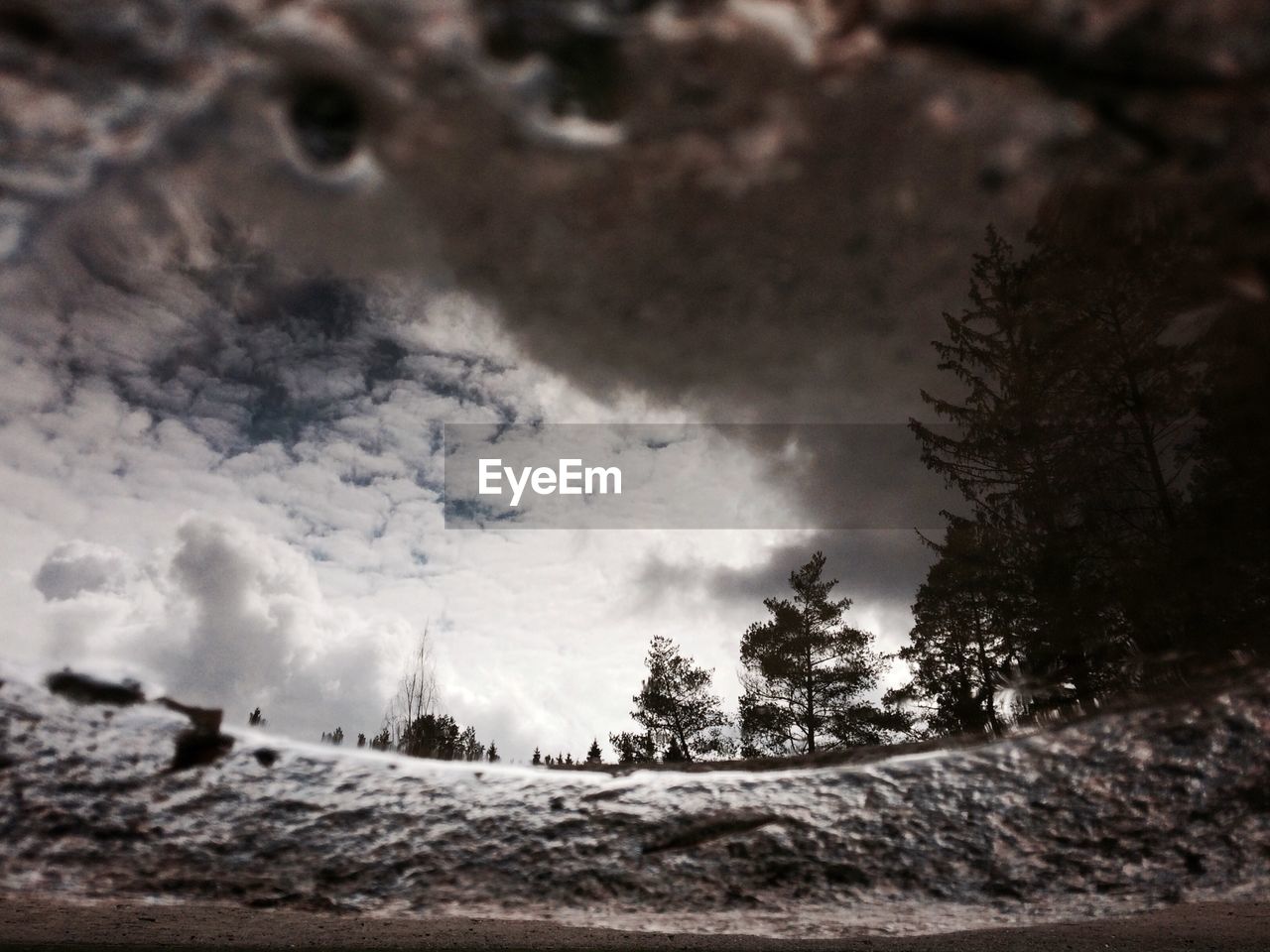 SNOW COVERED LANDSCAPE AGAINST SKY