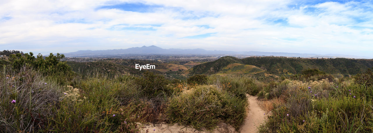 PANORAMIC VIEW OF LANDSCAPE AGAINST SKY