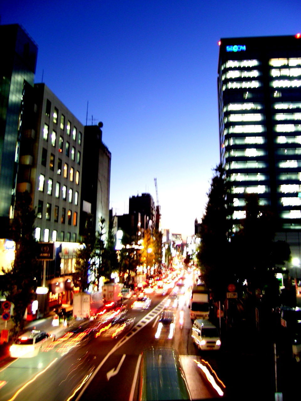 VIEW OF TRAFFIC ON ROAD