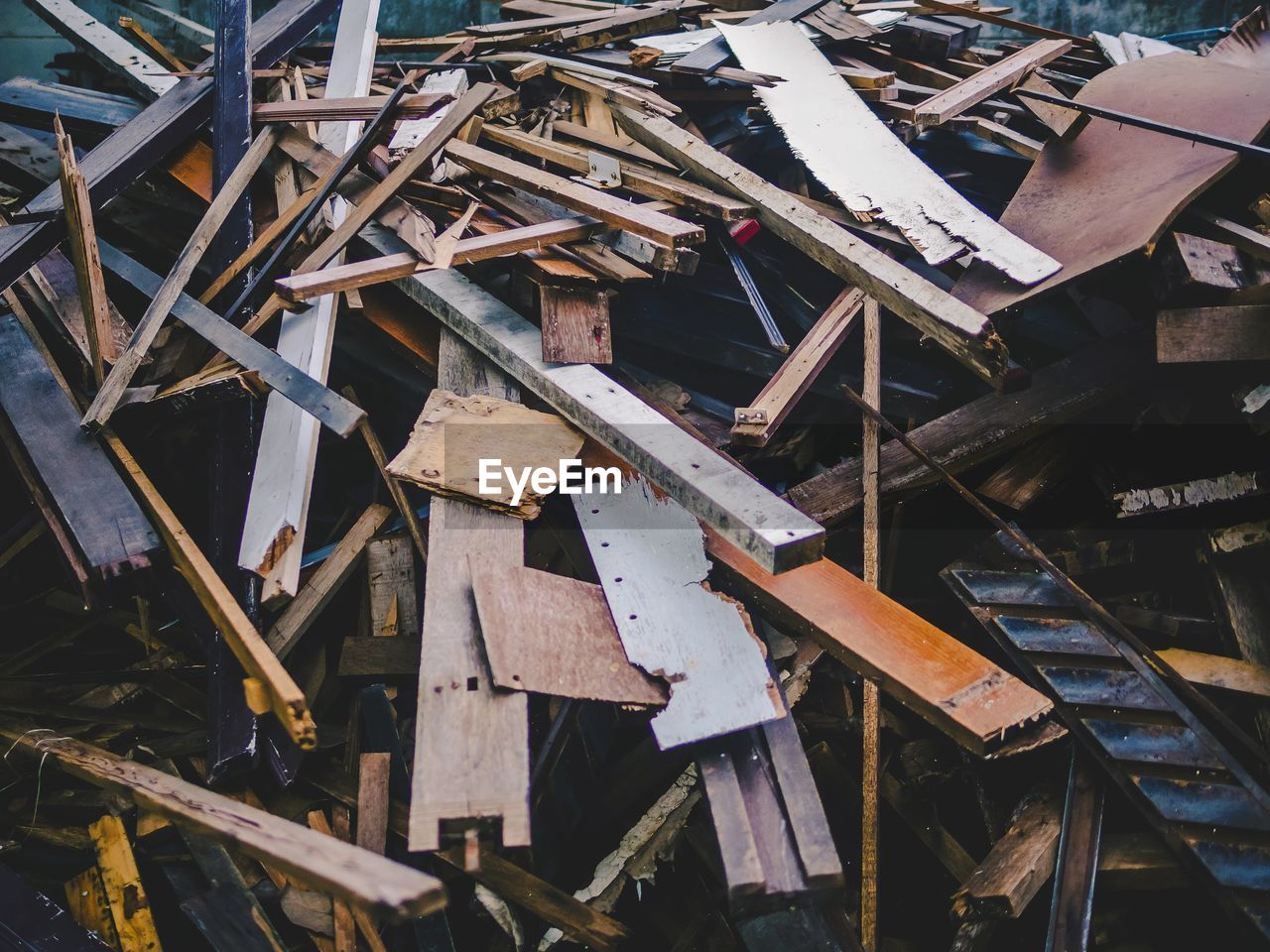 HIGH ANGLE VIEW OF OLD RUSTY METAL STRUCTURE