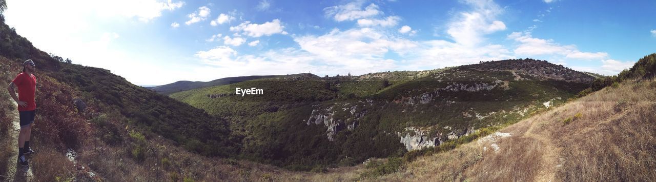 PANORAMIC VIEW OF MOUNTAIN RANGE