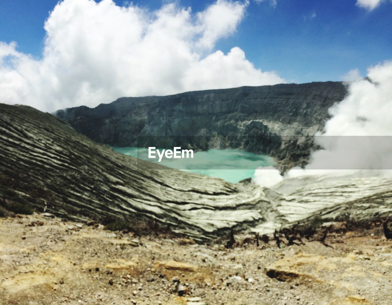 PANORAMIC VIEW OF LANDSCAPE