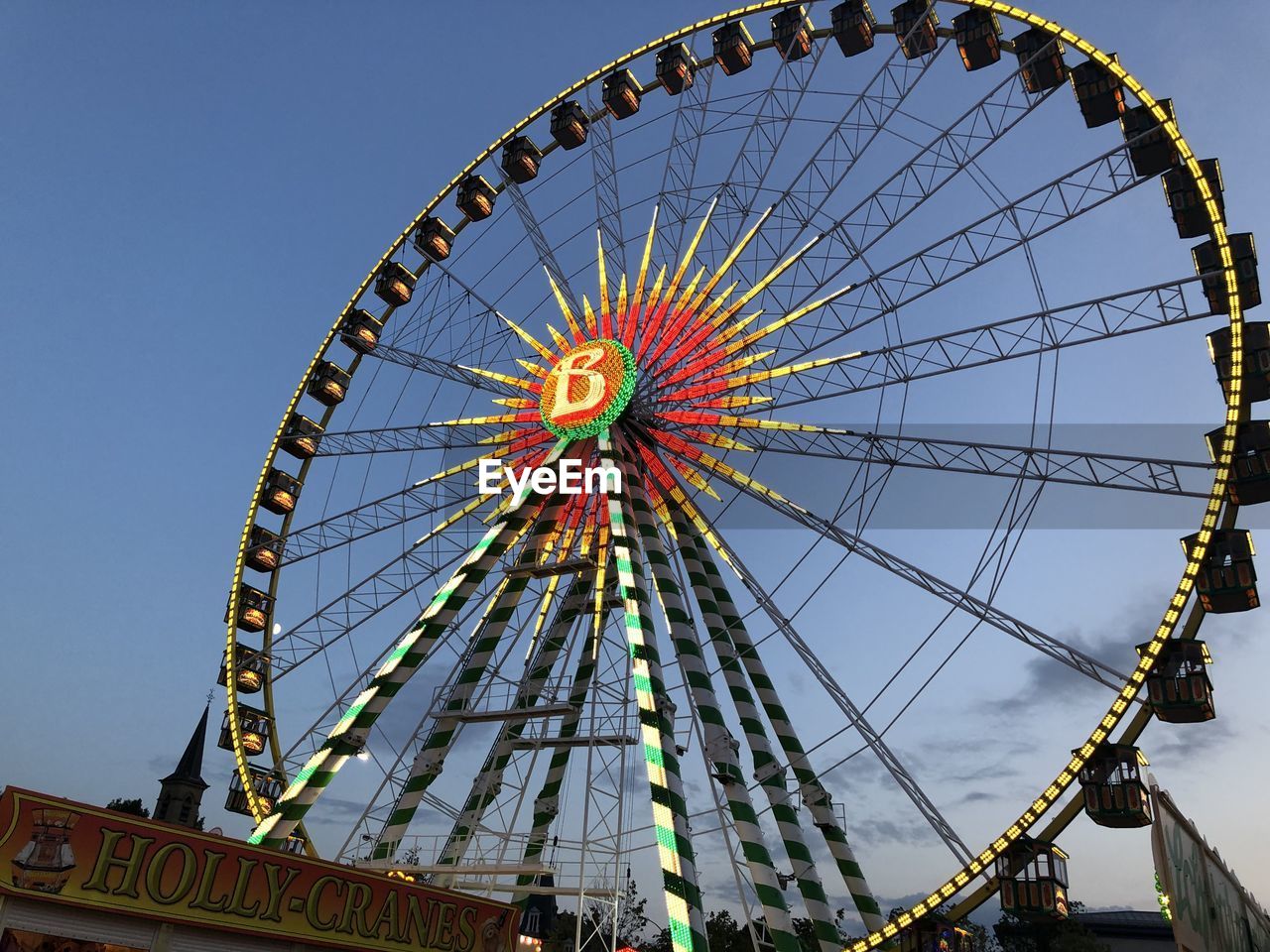 FERRIS WHEEL AGAINST CLEAR SKY