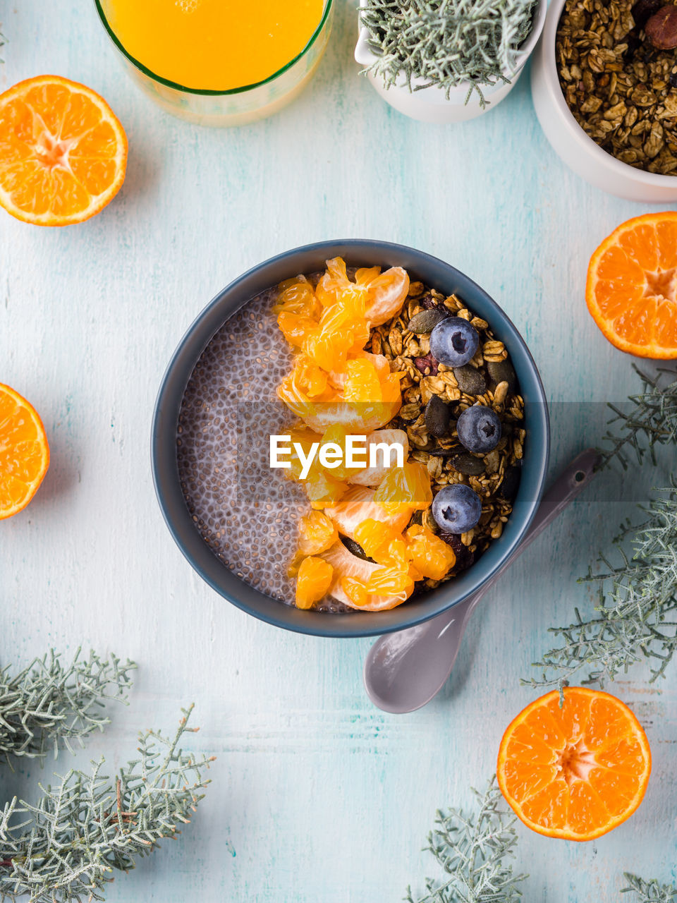 HIGH ANGLE VIEW OF BREAKFAST IN BOWL