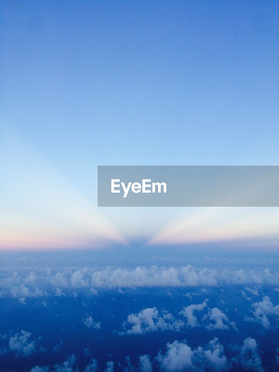 AERIAL VIEW OF LANDSCAPE AGAINST SKY