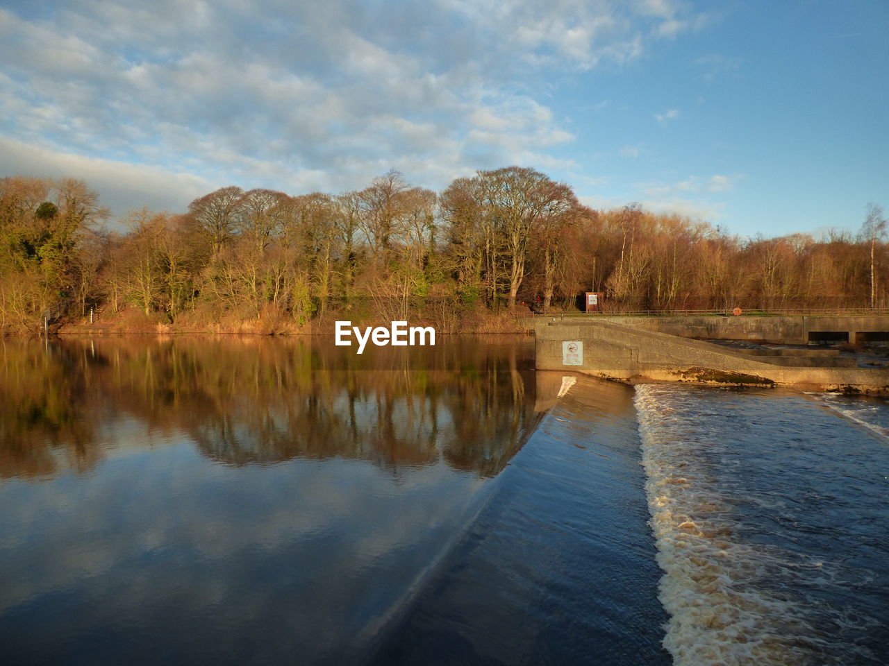 SCENIC VIEW OF LAKE