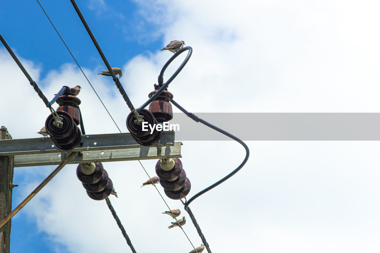 LOW ANGLE VIEW OF STREET LIGHT