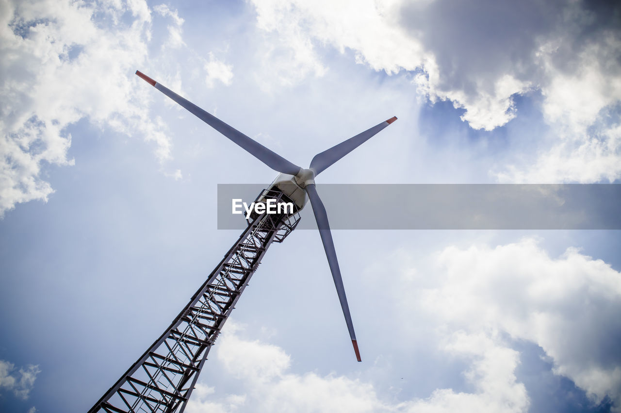 The wind turbine generator,the renewable energy