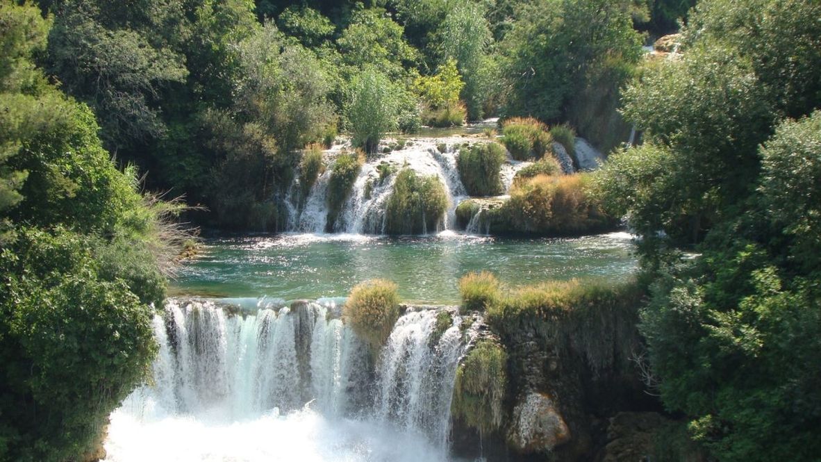 SCENIC VIEW OF WATERFALL