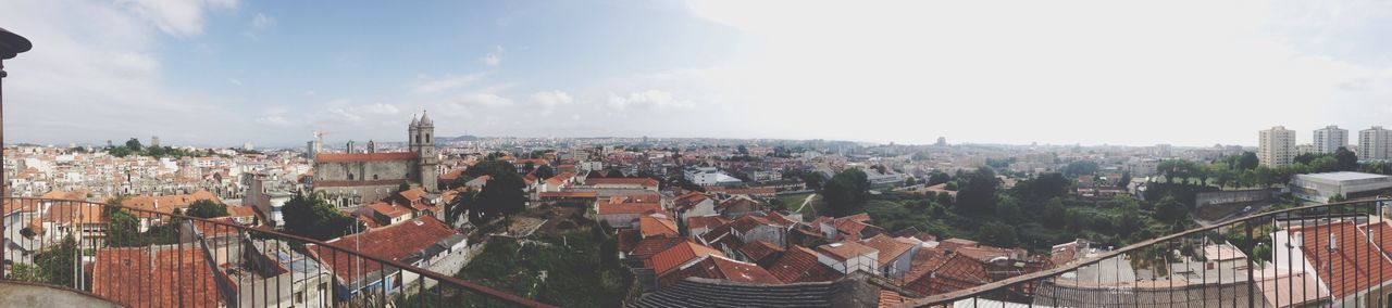 CLOUDS OVER CITY