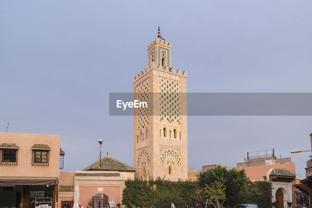 Jamma al fina mosque minaret in medina marrakech