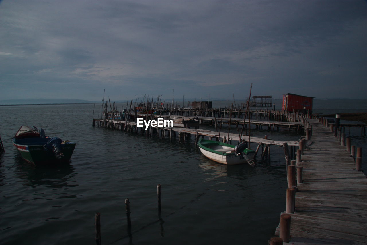 BOATS ON HARBOR