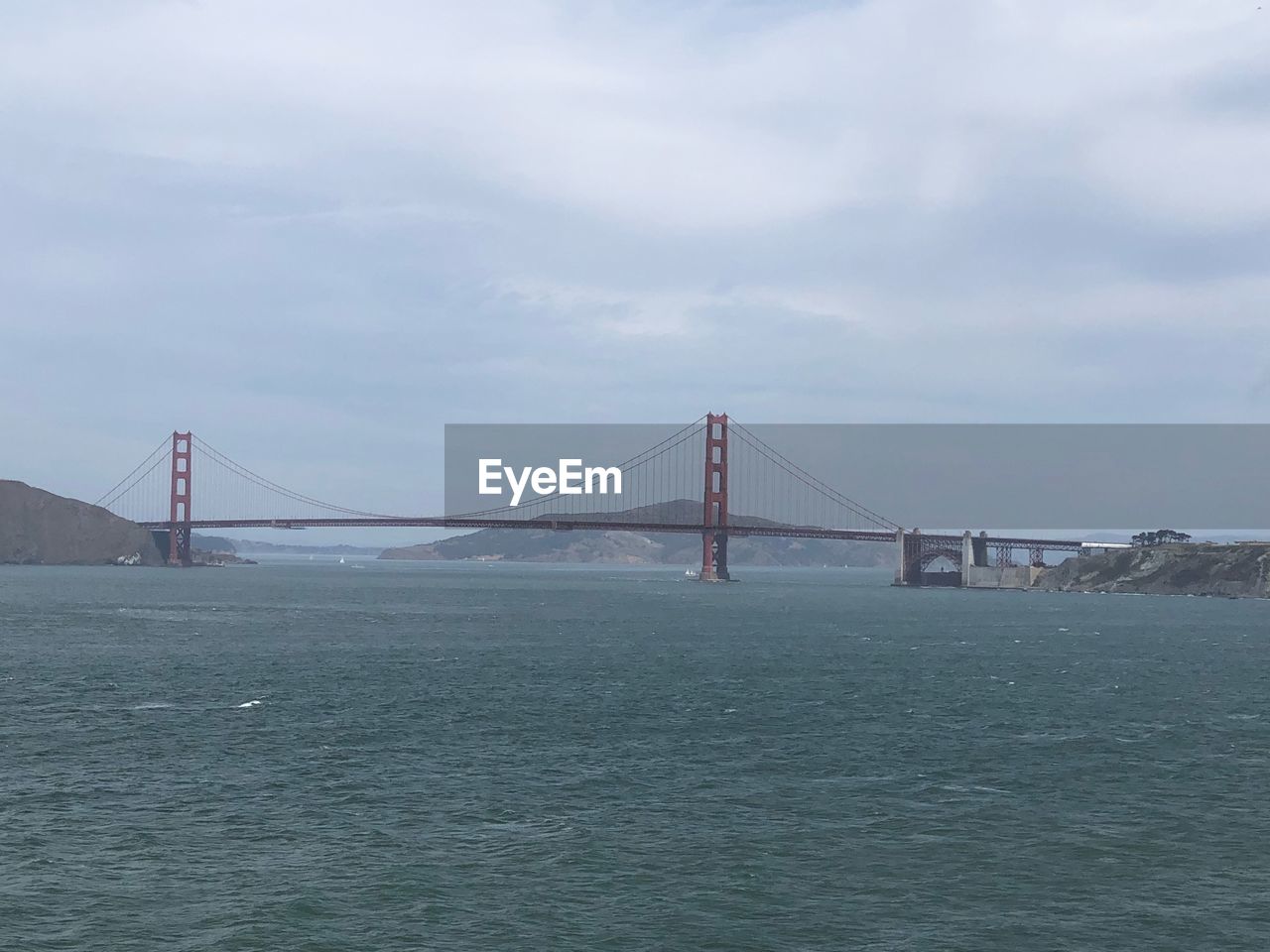 GOLDEN GATE BRIDGE OVER SEA