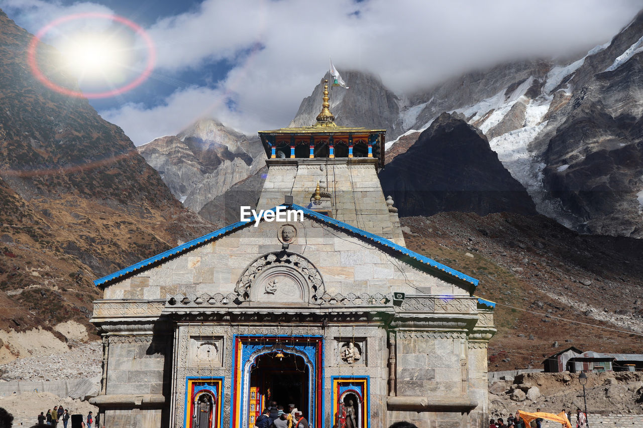 Kedarnath temple uttarakhand and cloudy sky