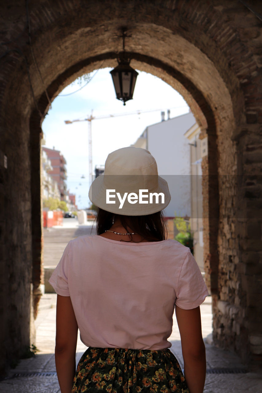 Walking through an arc